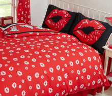 Load image into Gallery viewer, Betty Boop &#39;Picture Perfect&#39; - Duvet Cover Set
