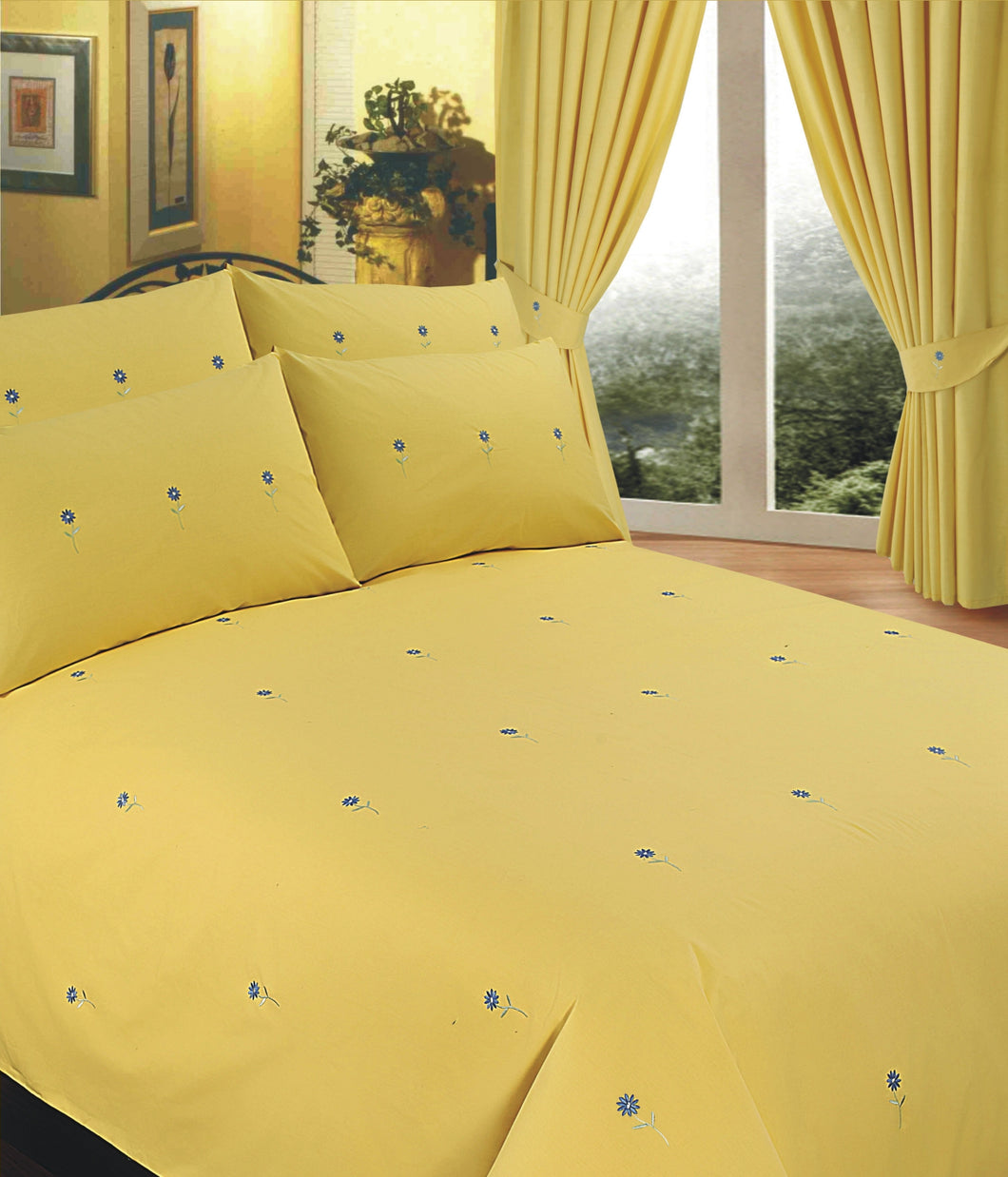 Bellis Yellow - Embroidered Floral Daisy Duvet Cover Set