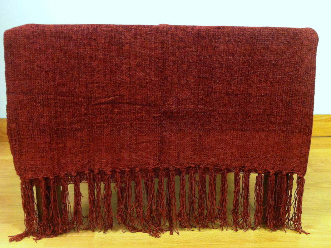 Plain Chenille Red Throw 130cm x 180cm - Soft Tasselled